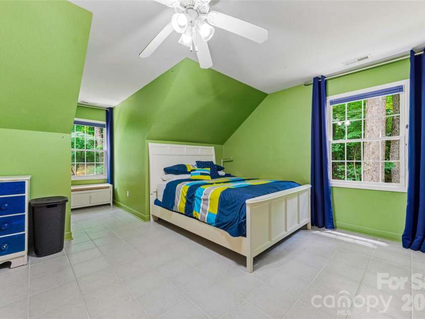 61 Scroops Drive, Swannanoa, NC 28778.  MLS# CAR4393585, YatesRealty ID 35237. Bedroom 1 upstairs