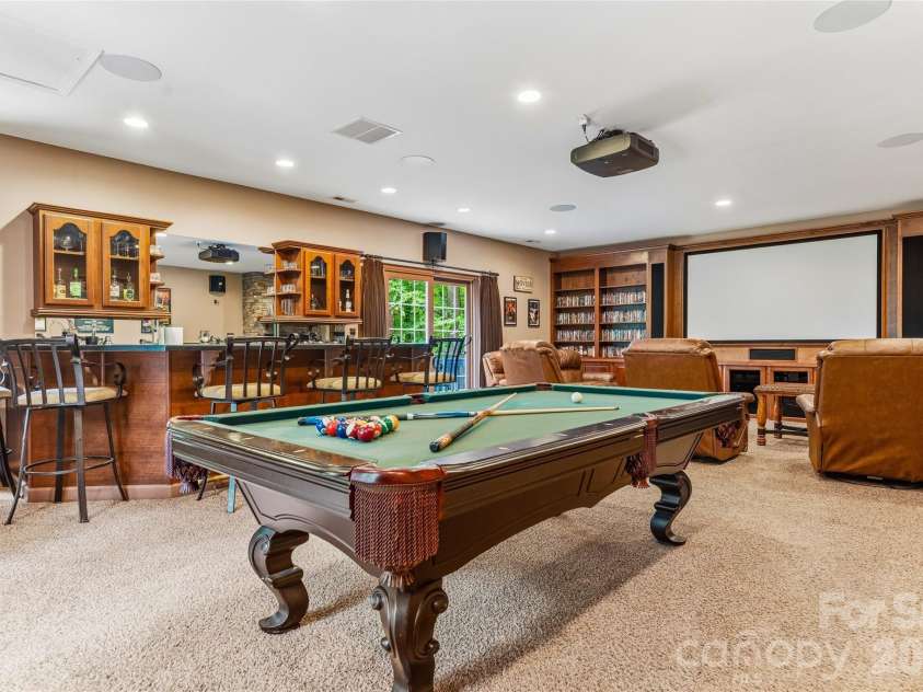 61 Scroops Drive, Swannanoa, NC 28778.  MLS# CAR4393585, YatesRealty ID 35237. Entertainment room