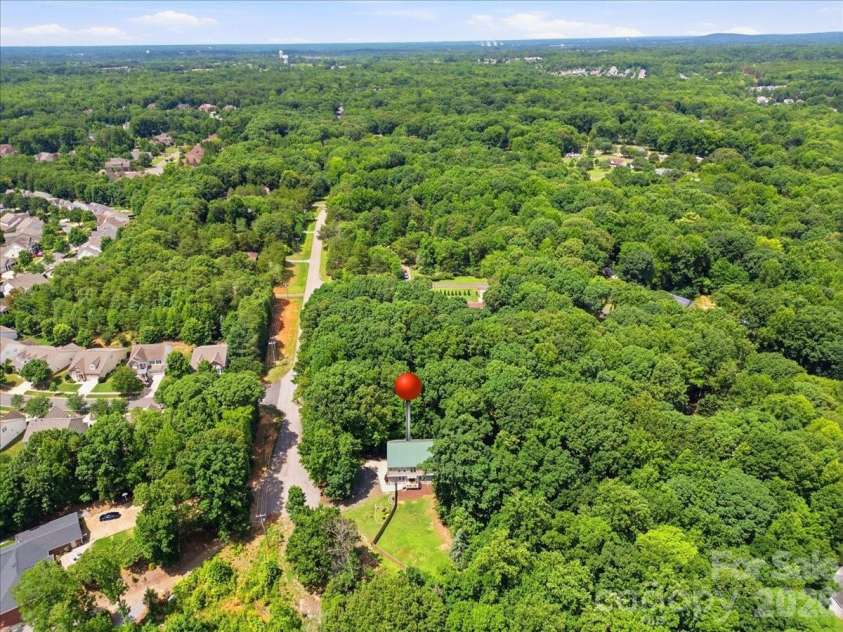 1500 Pine Bluff Court, Fort Mill, SC 29708.  MLS# CAR4398279, YatesRealty ID 35238. 