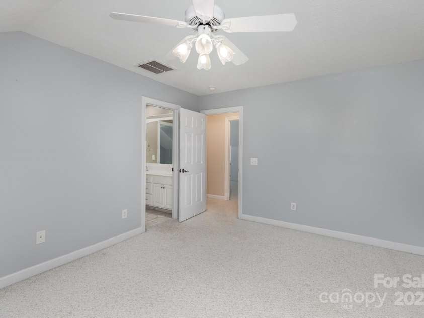 3646 Hogan Court, Conover, NC 28613.  MLS# CAR4321487, YatesRealty ID 35238. 