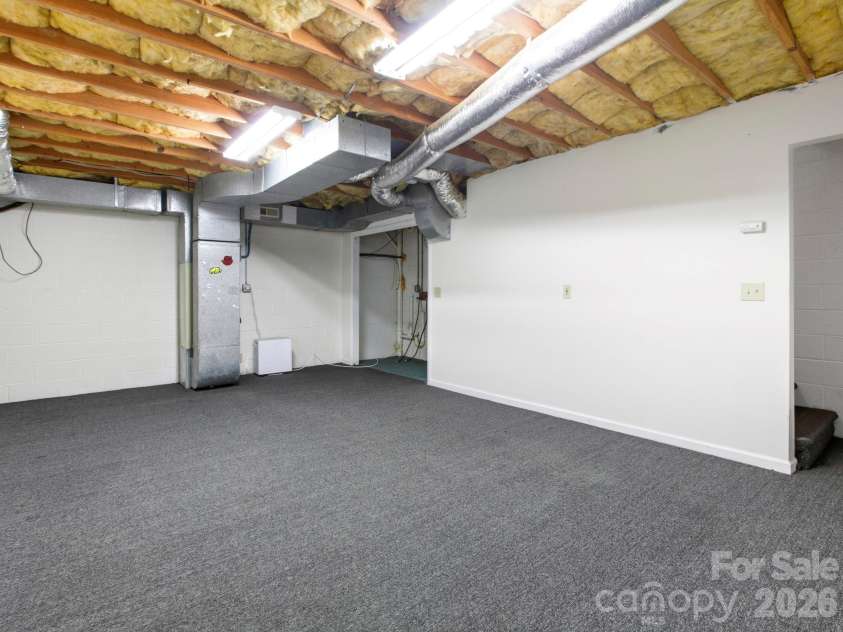 44 Leisure Mountain Road, Asheville, NC 28804.  MLS# CAR4349141, YatesRealty ID 35239. 