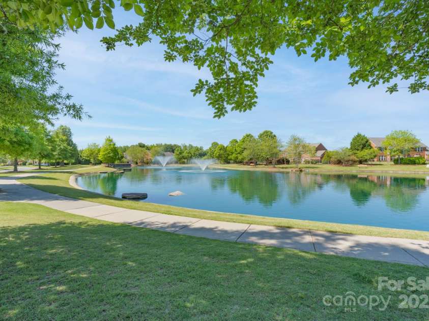 10005 Chimney Drive, Waxhaw, NC 28173.  MLS# CAR4235239, YatesRealty ID 3524. 