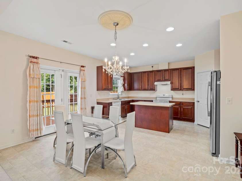 2 Breyerton Court, Asheville, NC 28804.  MLS# CAR4296614, YatesRealty ID 3524. 