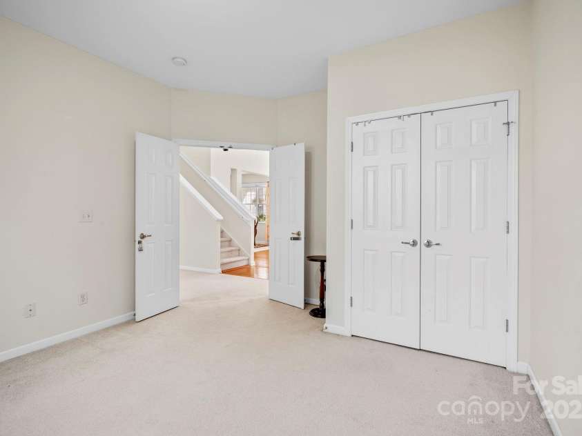 2 Breyerton Court, Asheville, NC 28804.  MLS# CAR4296614, YatesRealty ID 3524. 