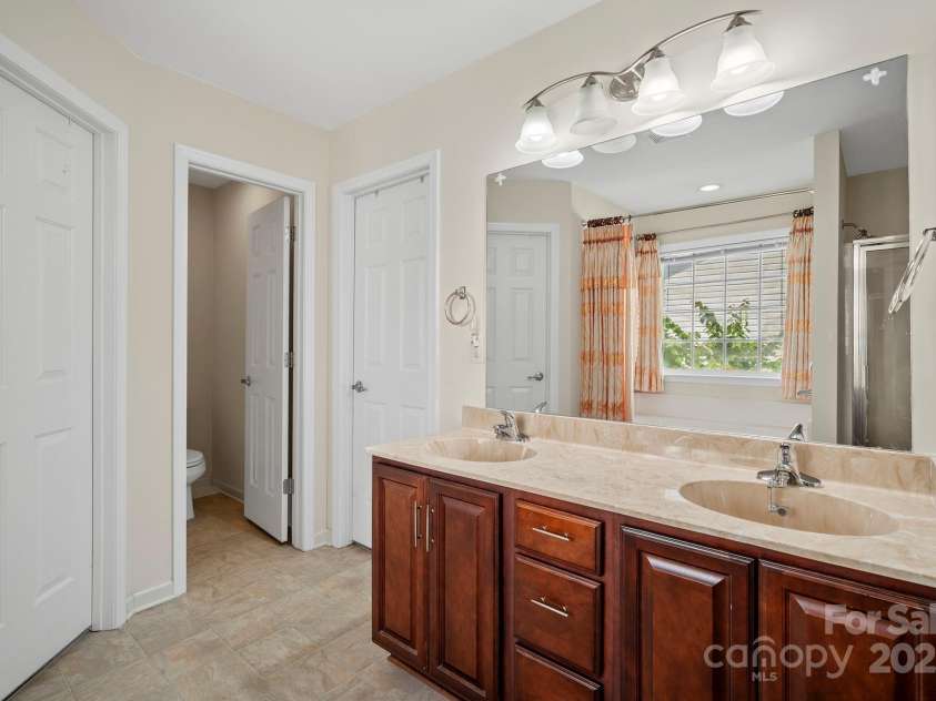 2 Breyerton Court, Asheville, NC 28804.  MLS# CAR4296614, YatesRealty ID 3524. 