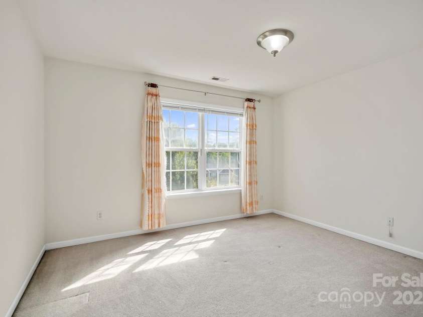 2 Breyerton Court, Asheville, NC 28804.  MLS# CAR4296614, YatesRealty ID 3524. 