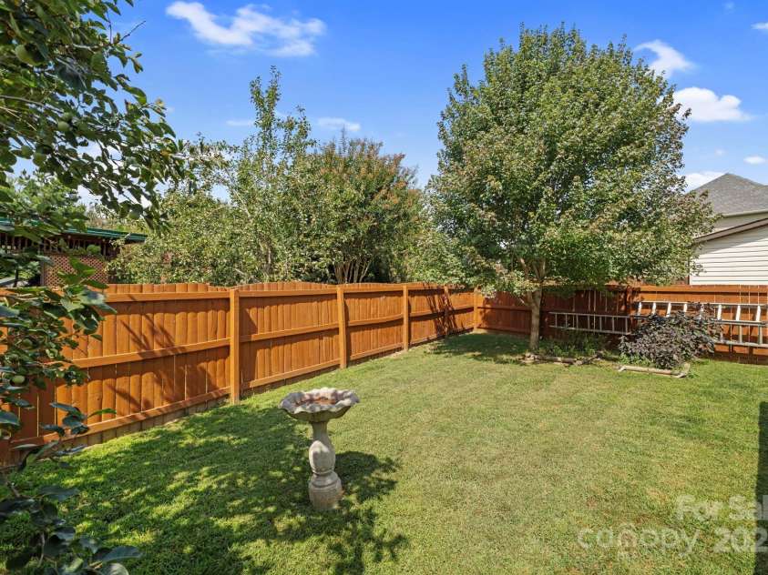 2 Breyerton Court, Asheville, NC 28804.  MLS# CAR4296614, YatesRealty ID 3524. 