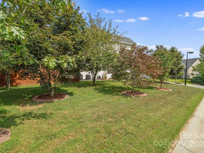 2 Breyerton Court, Asheville, NC 28804.  MLS# CAR4296614, YatesRealty ID 3524. 