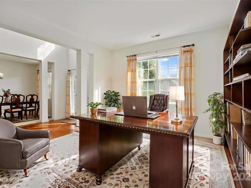 2 Breyerton Court, Asheville, NC 28804.  MLS# CAR4296614, YatesRealty ID 3524. Virtually Staged 