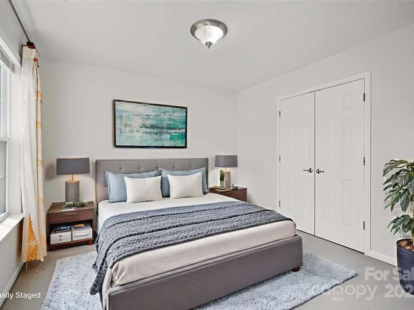 2 Breyerton Court, Asheville, NC 28804.  MLS# CAR4296614, YatesRealty ID 3524. Virtually Staged 