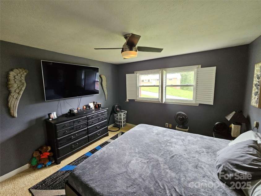 116 Hilltop Avenue, Valdese, NC 28690.  MLS# CAR4289208, YatesRealty ID 35240. 
