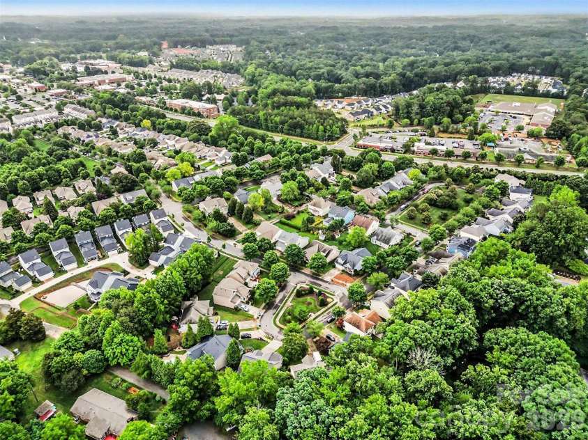 10333 Misty Moss Court, Mint Hill, NC 28227.  MLS# CAR4375838, YatesRealty ID 35242. 