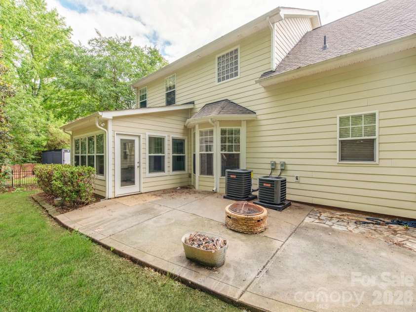 10333 Misty Moss Court, Mint Hill, NC 28227.  MLS# CAR4375838, YatesRealty ID 35242. Patio