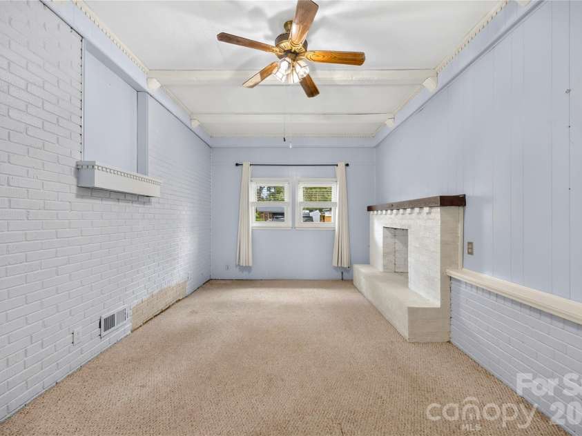 205 Gaddis Drive, Mount Holly, NC 28120.  MLS# CAR4393713, YatesRealty ID 35243. 