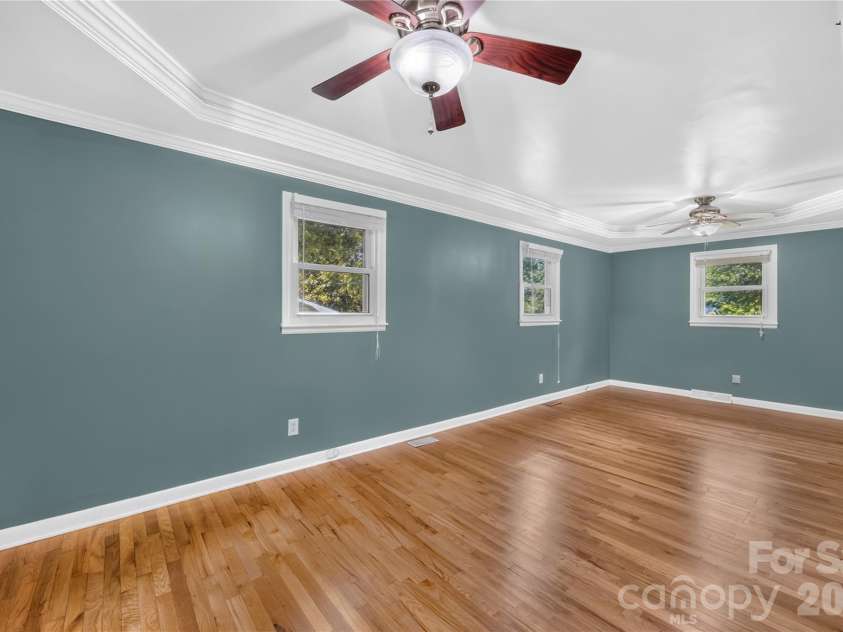 205 Gaddis Drive, Mount Holly, NC 28120.  MLS# CAR4393713, YatesRealty ID 35243. 