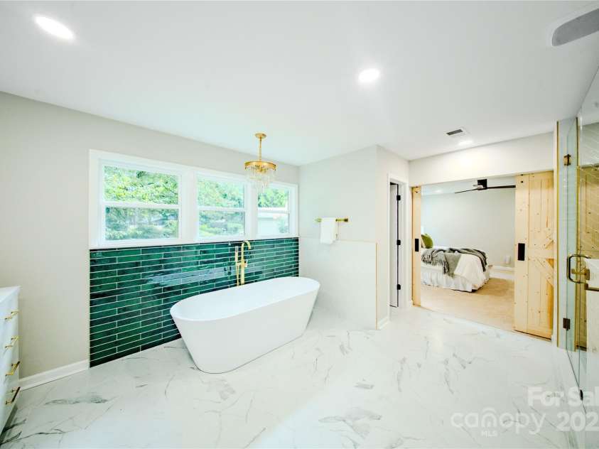 7159 Moss Point Drive, Charlotte, NC 28277.  MLS# CAR4285806, YatesRealty ID 35243. 