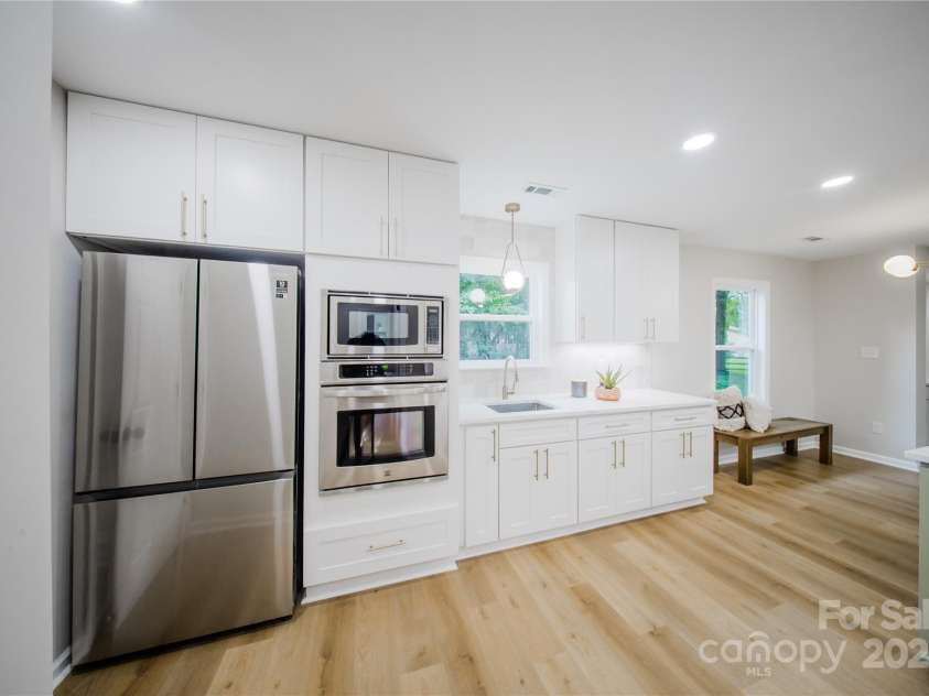 7159 Moss Point Drive, Charlotte, NC 28277.  MLS# CAR4285806, YatesRealty ID 35243. 