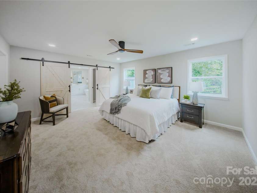 7159 Moss Point Drive, Charlotte, NC 28277.  MLS# CAR4285806, YatesRealty ID 35243. 