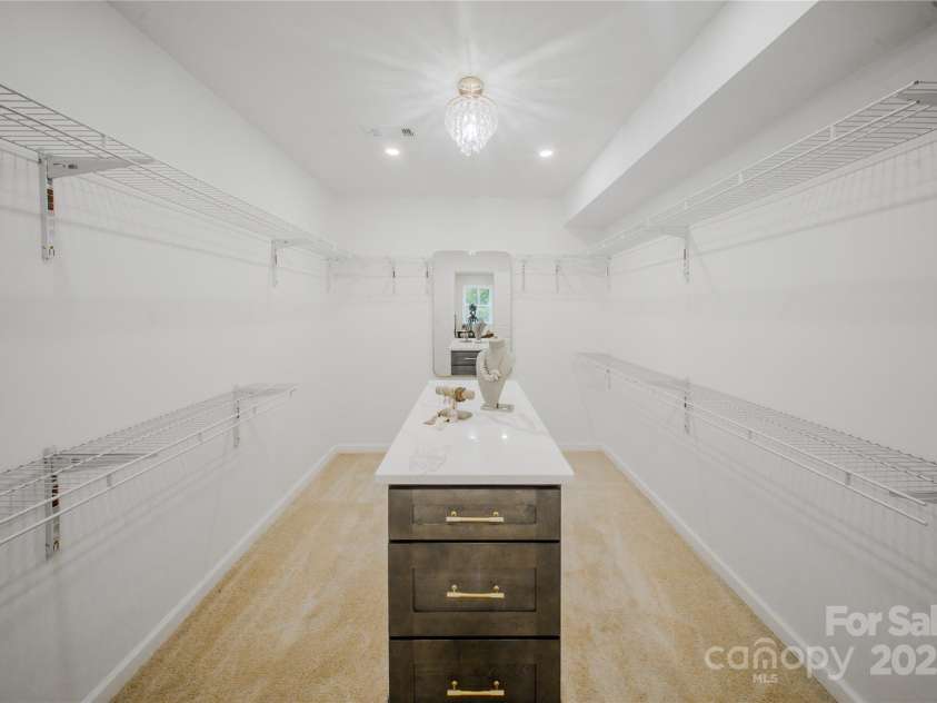 7159 Moss Point Drive, Charlotte, NC 28277.  MLS# CAR4285806, YatesRealty ID 35243. 