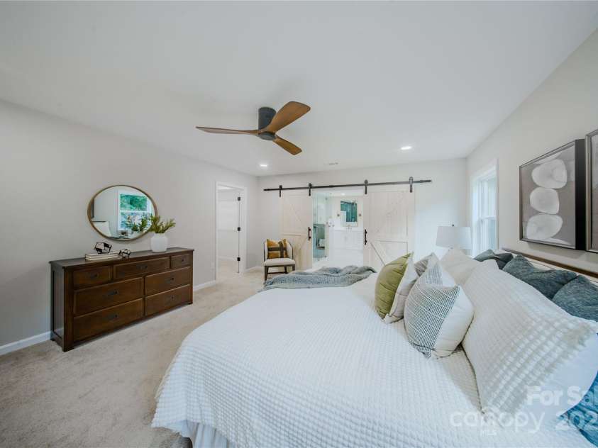 7159 Moss Point Drive, Charlotte, NC 28277.  MLS# CAR4285806, YatesRealty ID 35243. 