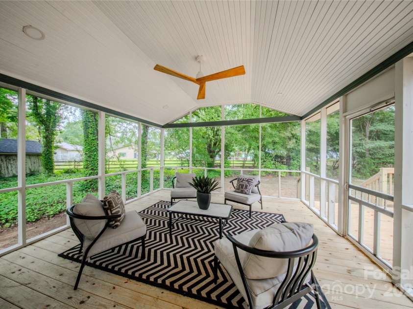 7159 Moss Point Drive, Charlotte, NC 28277.  MLS# CAR4285806, YatesRealty ID 35243. 