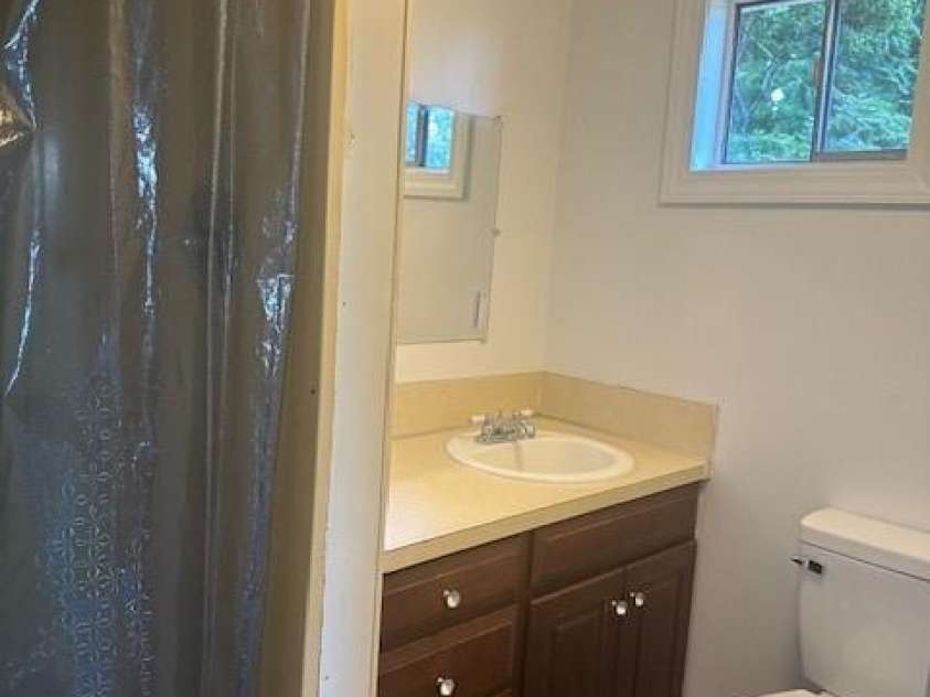 1011 Warren Place, Lenoir, NC 28645.  MLS# CAR4274307, YatesRealty ID 35244. 