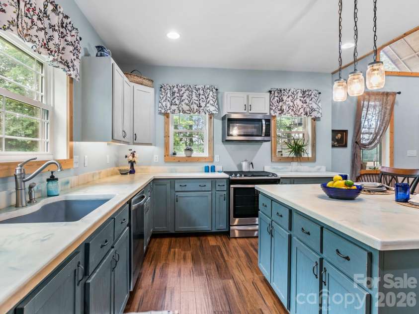 116 Hiawatha Court, Asheville, NC 28806.  MLS# CAR4397854, YatesRealty ID 35245. Spacious kitchen