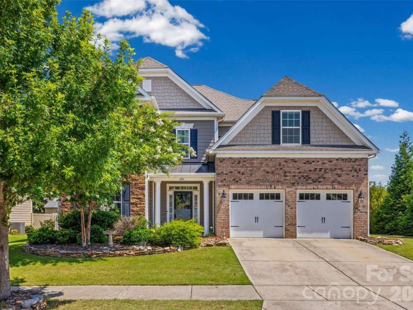 406 Livingston Drive, Lancaster, SC 29720.  MLS# CAR4394918, YatesRealty ID 35246. 