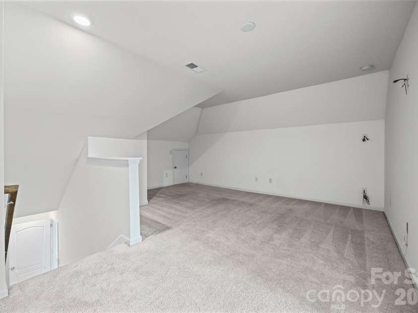 406 Livingston Drive, Lancaster, SC 29720.  MLS# CAR4394918, YatesRealty ID 35246. 