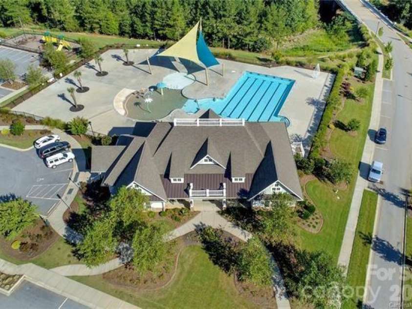 406 Livingston Drive, Lancaster, SC 29720.  MLS# CAR4394918, YatesRealty ID 35246. 