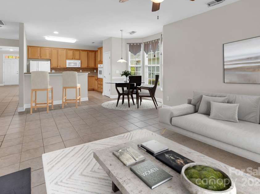 923 Platinum Drive, Fort Mill, SC 29708.  MLS# CAR4248471, YatesRealty ID 35247. 