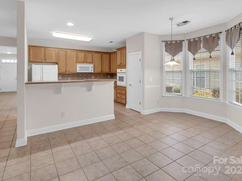 923 Platinum Drive, Fort Mill, SC 29708.  MLS# CAR4248471, YatesRealty ID 35247. 
