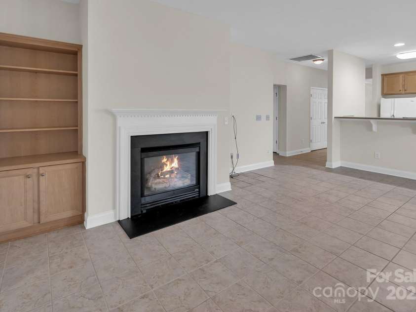 923 Platinum Drive, Fort Mill, SC 29708.  MLS# CAR4248471, YatesRealty ID 35247. 