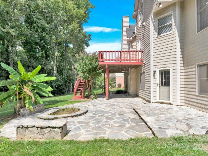 11201 Tavernay Parkway, Charlotte, NC 28262.  MLS# CAR4277991, YatesRealty ID 35248. Patio