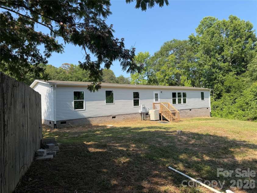 1003 Lavender Road, Grover, NC 28073.  MLS# CAR4400378, YatesRealty ID 35249. 