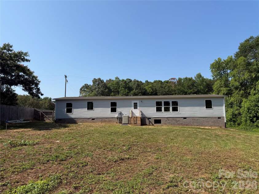 1003 Lavender Road, Grover, NC 28073.  MLS# CAR4400378, YatesRealty ID 35249. 
