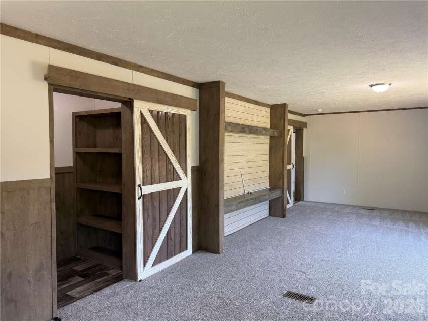 1003 Lavender Road, Grover, NC 28073.  MLS# CAR4400378, YatesRealty ID 35249. 