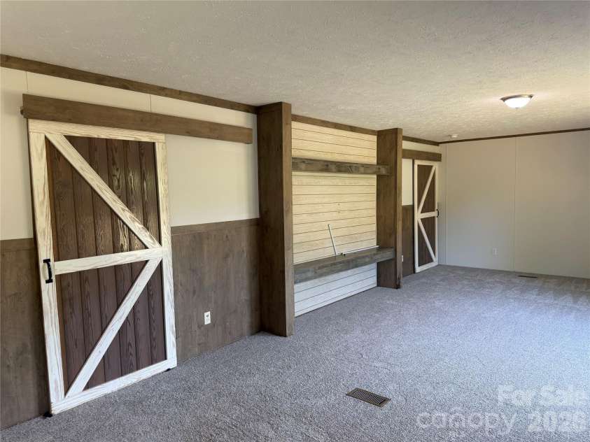 1003 Lavender Road, Grover, NC 28073.  MLS# CAR4400378, YatesRealty ID 35249. 