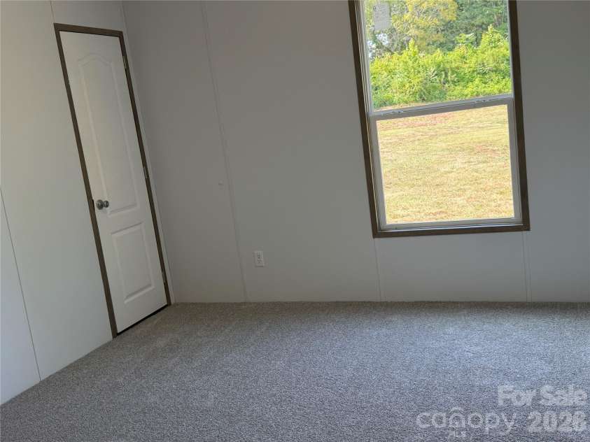 1003 Lavender Road, Grover, NC 28073.  MLS# CAR4400378, YatesRealty ID 35249. 