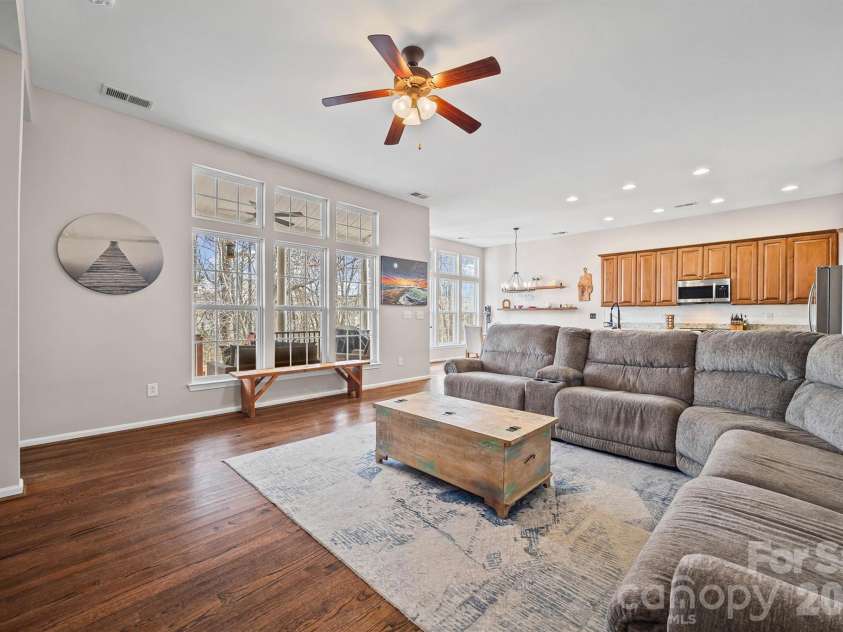 1041 Pepperwood Place, Clover, SC 29710.  MLS# CAR4347401, YatesRealty ID 3525. 