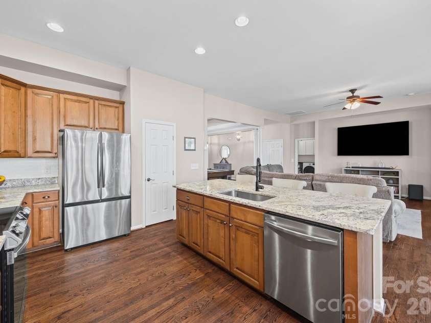 1041 Pepperwood Place, Clover, SC 29710.  MLS# CAR4347401, YatesRealty ID 3525. 