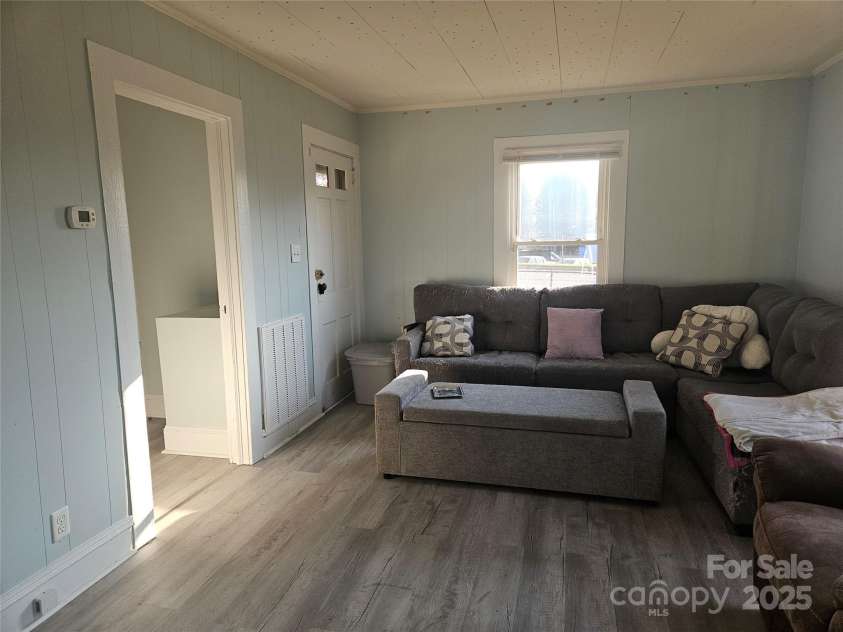 705 Cleveland Avenue, Kings Mountain, NC 28086.  MLS# CAR4322496, YatesRealty ID 3525. 