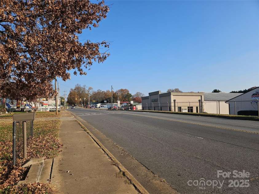 705 Cleveland Avenue, Kings Mountain, NC 28086.  MLS# CAR4322496, YatesRealty ID 3525. 