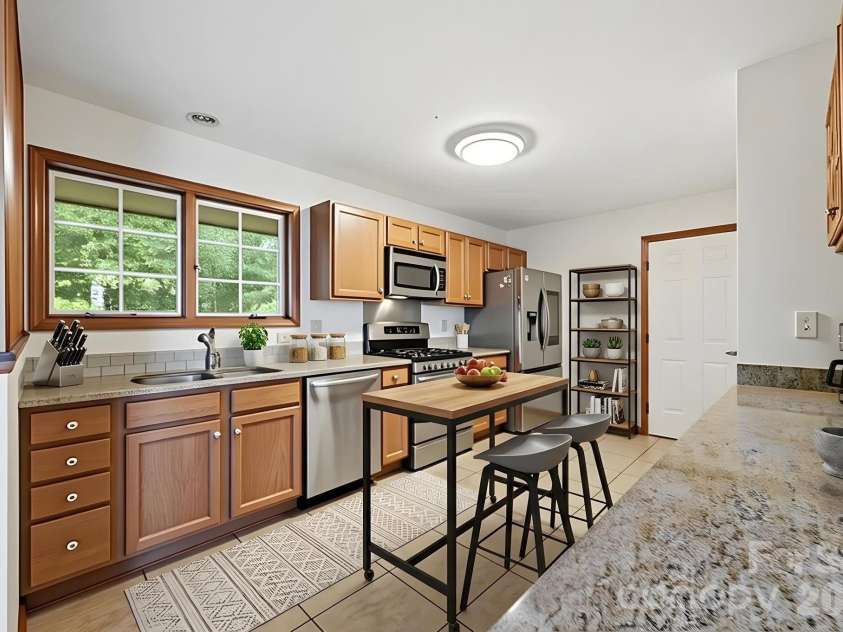 198 Hickory Hill Circle, Spruce Pine, NC 28777.  MLS# CAR4399787, YatesRealty ID 35250. Virtually staged