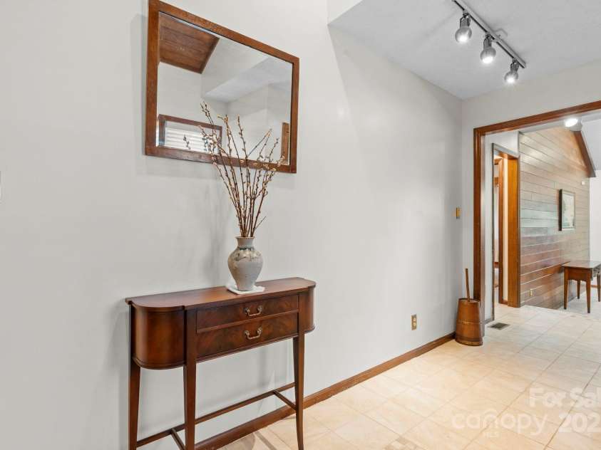 748 Moretz Court, Hickory, NC 28601.  MLS# CAR4291848, YatesRealty ID 35250. 