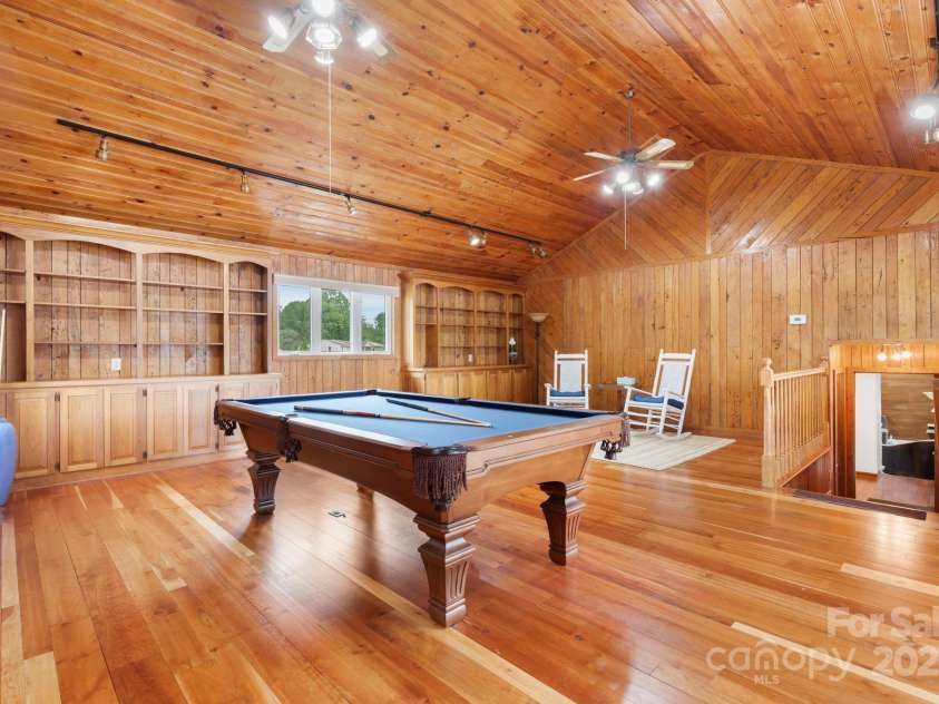 748 Moretz Court, Hickory, NC 28601.  MLS# CAR4291848, YatesRealty ID 35250. 