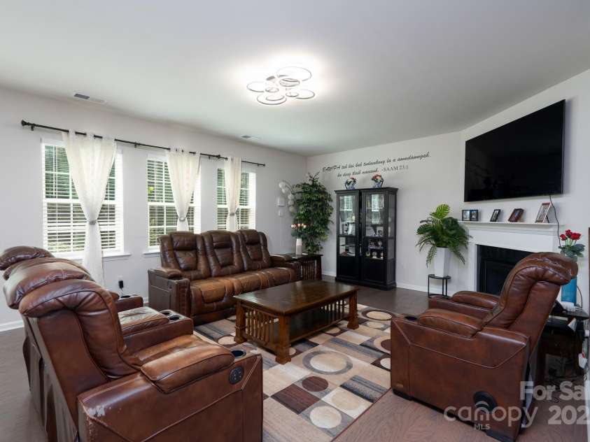 12009 Wild Ginger Lane, Charlotte, NC 28227.  MLS# CAR4293416, YatesRealty ID 35251. 