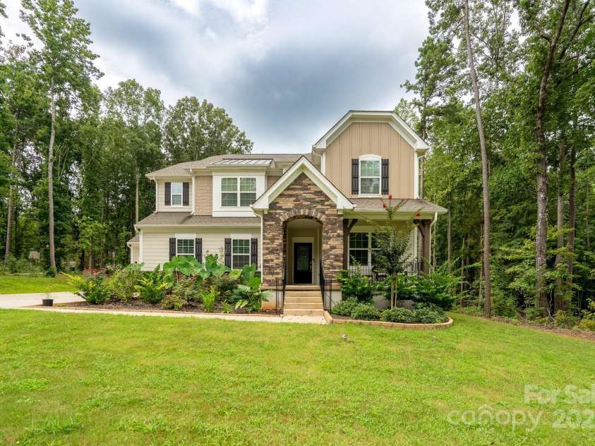 12009 Wild Ginger Lane, Charlotte, NC 28227.  MLS# CAR4293416, YatesRealty ID 35251. 