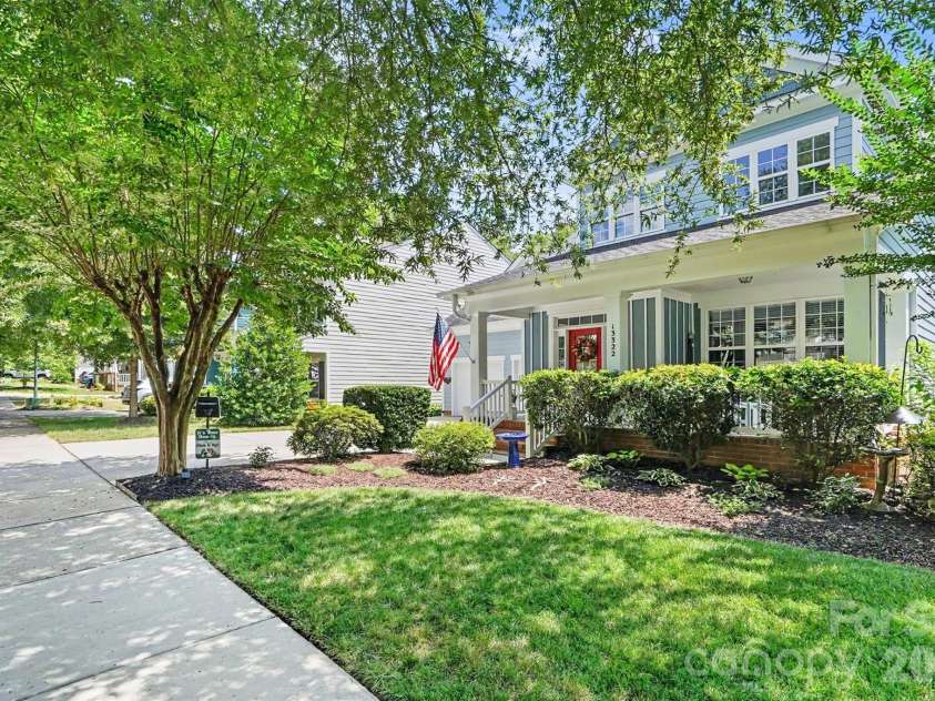 13322 Pierre Reverdy Drive, Davidson, NC 28036.  MLS# CAR4398505, YatesRealty ID 35251. 