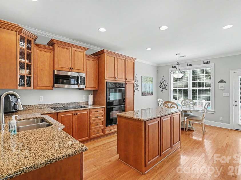 13322 Pierre Reverdy Drive, Davidson, NC 28036.  MLS# CAR4398505, YatesRealty ID 35251. 